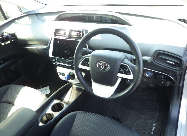 Toyota Prius 1.8 Hybrid 2016(16) VVT-h Excel CVT 5dr ULEZ Free (Fresh Import, Finance Available) full