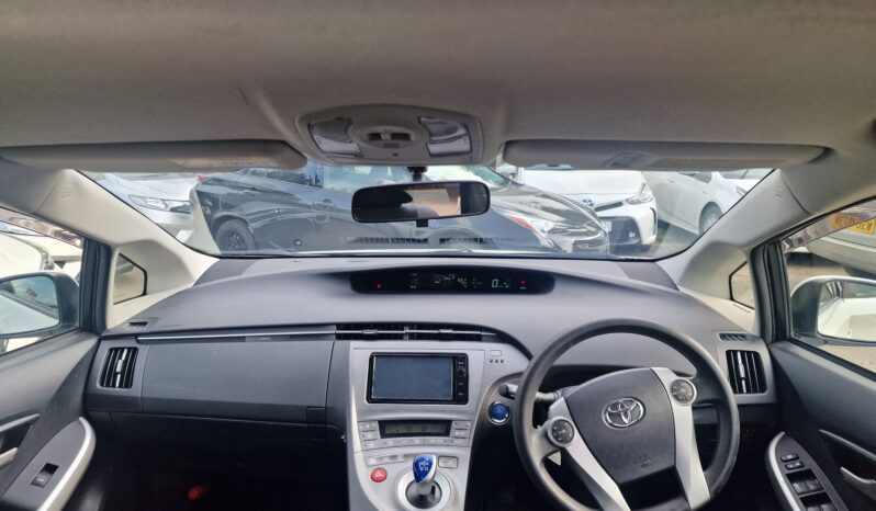 Toyota Prius 1.8 Hybrid 2015(15) VVT-h CVT 5dr ULEZ Free (Fresh Import, Finance Available) full
