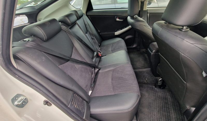 Toyota Prius 1.8 Hybrid 2015(15) VVT-h CVT 5dr ULEZ Free (Fresh Import, Finance Available) full