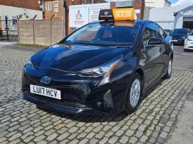 Toyota Prius 1.8 Hybrid 2017(17) 5 Seats 5dr (Fresh Import, Finance Available)