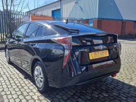 Toyota Prius 1.8 Hybrid 2017(17) 5 Seats 5dr (Fresh Import, Finance Available)