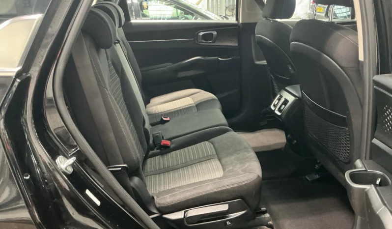 Kia Sorento 2 1.6 Plugin Hybrid 2022(22) T-GDi 13.8kWh Automatic 7 Seats 5dr AWD 1 Owner 2 Keys Euro 6 ULEZ Free PCO Eligible (UK Model, Finance Available) full