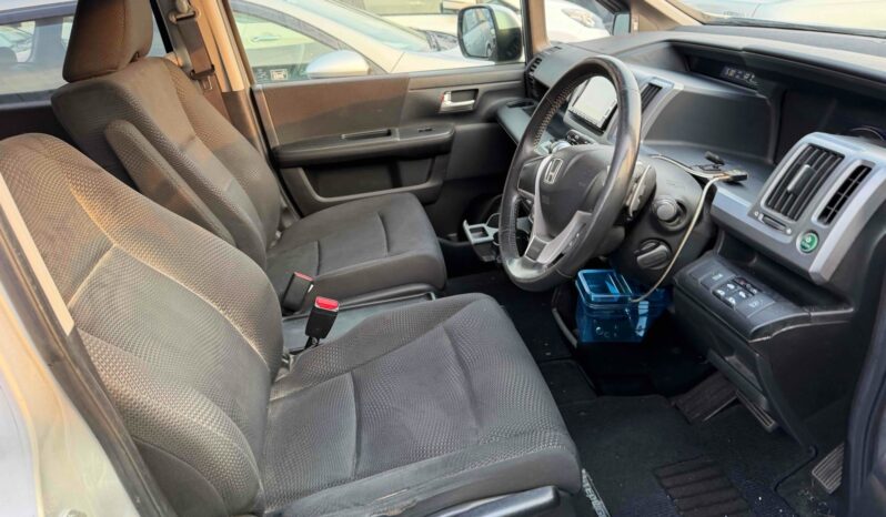 HONDA STEP WAGON Spada 2.0 Petrol 2013(13) Automatic 8 Seats 5dr ULEZ Free (Fresh Import, Finance Available) full