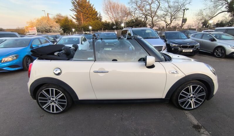 MINI Convertible 2.0 Petrol 2020(70) Automatic Cooper S Exclusive Convertible 2dr 2 Keys Euro 6 ULEZ Free (M) (UK Model, Finance Available) (M) full