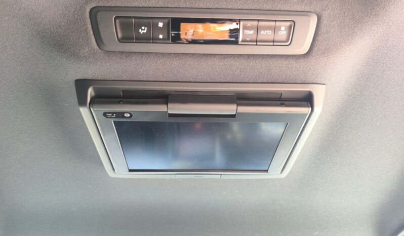 Toyota Voxy 1.8 Hybrid 2021(70) 7 Seats 5dr MPV ULEZ Free (Fresh Import, Finance Available) full