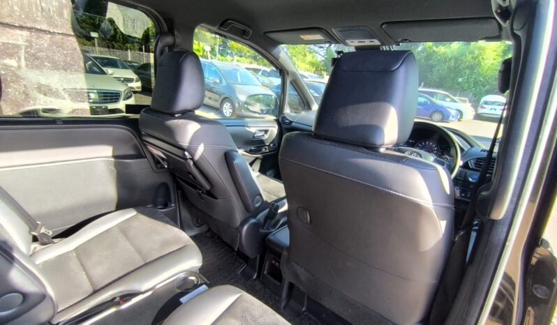 Toyota Voxy 1.8 Hybrid 2021(70) 7 Seats 5dr MPV ULEZ Free (Fresh Import, Finance Available) full