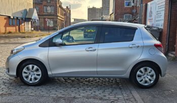 Toyota Yaris/Vitz 1.3 Petrol 2013(63) Automatic 5 Seats 5dr (Fresh Import, Finance Available) full