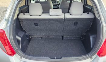 Toyota Yaris/Vitz 1.3 Petrol 2013(63) Automatic 5 Seats 5dr (Fresh Import, Finance Available) full