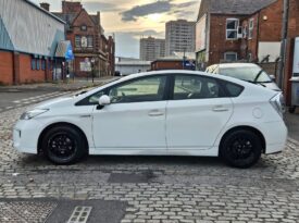 Toyota Prius 1.8 Hybrid 2015(15) Active T3 5 Seats 5dr 2 Keys Road Tax 20 (UK Model, Finance Available)