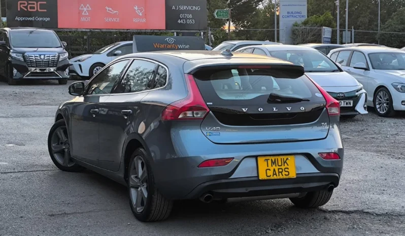 Volvo V40 1.6 Petrol 2013(13) Automatic T4 SE 5 Seats Hatchback 5dr Powershift Euro 5 ULEZ Free (Fresh Import, Finance Available) full