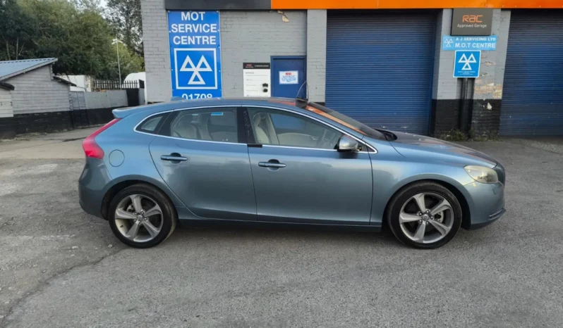 Volvo V40 1.6 Petrol 2013(13) Automatic T4 SE 5 Seats Hatchback 5dr Powershift Euro 5 ULEZ Free (Fresh Import, Finance Available) full
