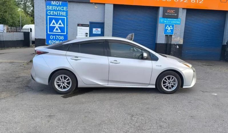 Toyota Prius 1.8 Hybrid 2018(18) 5 Seats 5dr ULEZ Free (Fresh Import, Finance Available) full