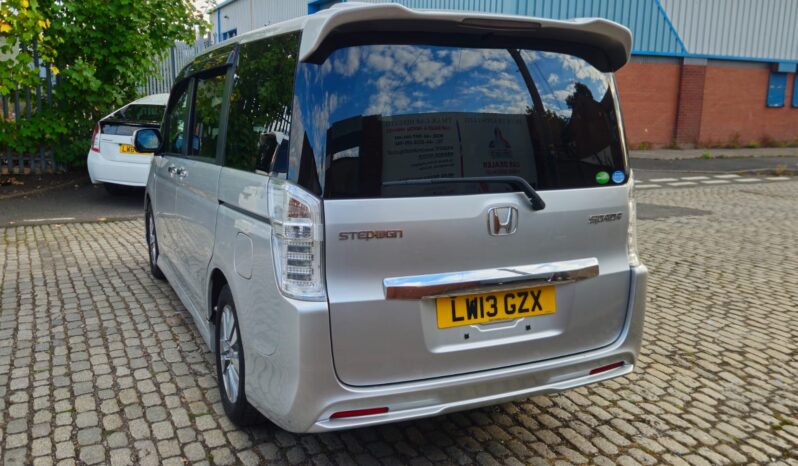 HONDA STEP WAGON Spada 2.0 Petrol 2013(13) Automatic 8 Seats 5dr (Fresh Import, Finance Available) full