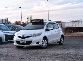 Toyota Yaris/Vitz 1.3 Petrol 2013(13) Automatic 5 Seats 5dr 4WD ULEZ Free (Fresh Import, Finance Available)