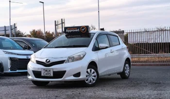 Toyota Yaris/Vitz 1.3 Petrol 2013(13) Automatic 5 Seats 5dr 4WD ULEZ Free (Fresh Import, Finance Available) full