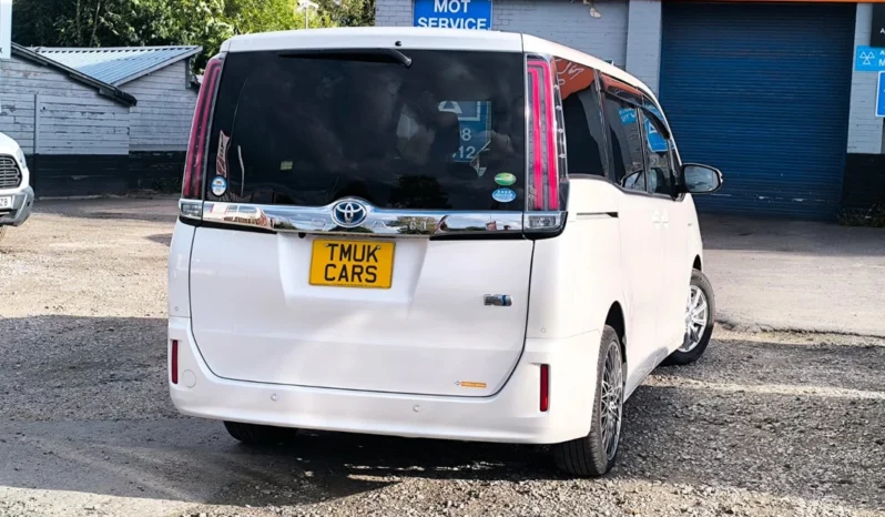 Toyota NOAH 1.8 Hybrid 2019(69) 7 Seats 5dr MPV ULEZ Free (Fresh Import, Fianance Available) full