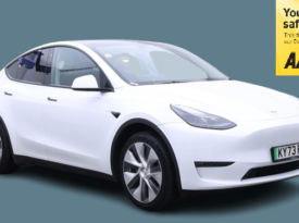 Tesla Model Y Electric 2023(73) 75 kWh (Dual Motor) Long Range SUV 5 Seats 5dr AWD 2 Keys Glass Roof Panel 1 Owner ULEZ Free ULEZ Free PCO Eligible (UK Model, Finance Available)