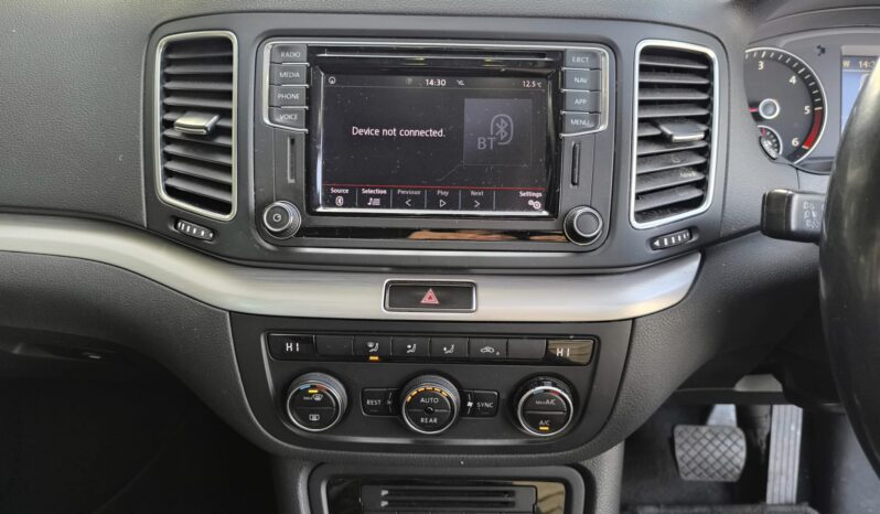Volkswagen Sharan 2.0 Diesel 2019(19) Automatic TDI SE Nav DSG 7 Seats 5dr MPV 2 Keys Euro 6 ULEZ Free PCO Ready (UK Model, Finance Available) full