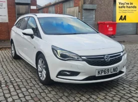 Vauxhall Astra 1.6 Diesel 2019(69) Manual CDTi BlueInjection Design Sports Tourer 5dr 2 owners Euro 6 ULEZ Free (UK Model, Finance Available)