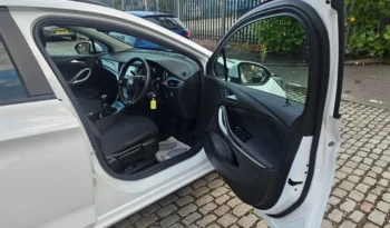 Vauxhall Astra 1.6 Diesel 2019(69) Manual CDTi BlueInjection Design Sports Tourer 5dr 2 owners Euro 6 ULEZ Free (UK Model, Finance Available) full