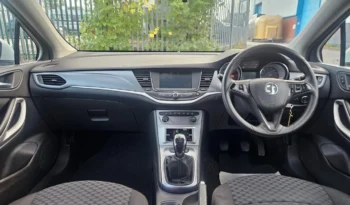 Vauxhall Astra 1.6 Diesel 2019(69) Manual CDTi BlueInjection Design Sports Tourer 5dr 2 owners Euro 6 ULEZ Free (UK Model, Finance Available) full